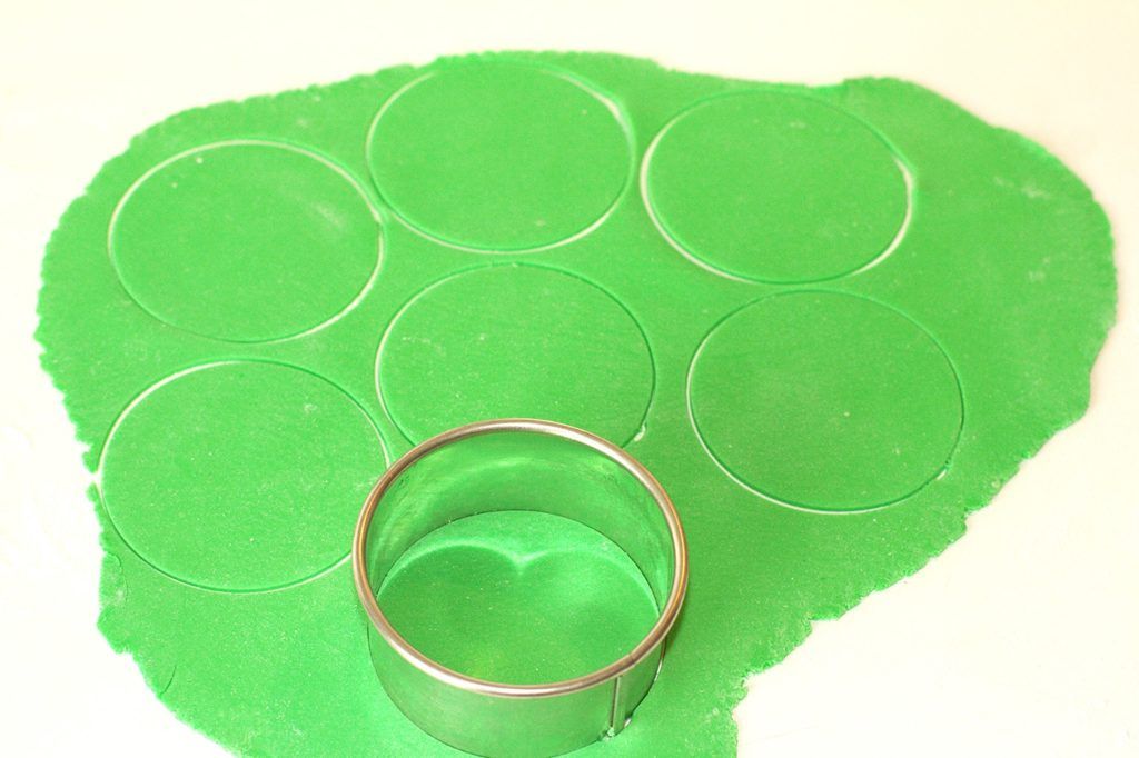 Gosenica iz cupcake tortic