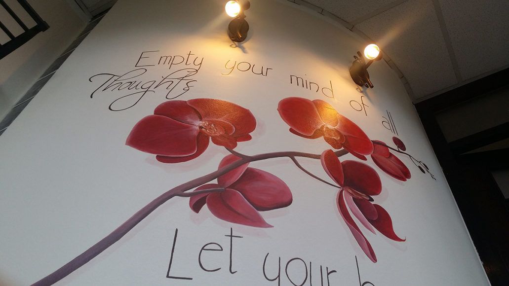 Urška Kocmur Gorjanc: Nariše vse, kar je mogoče spraviti na platno ali papir