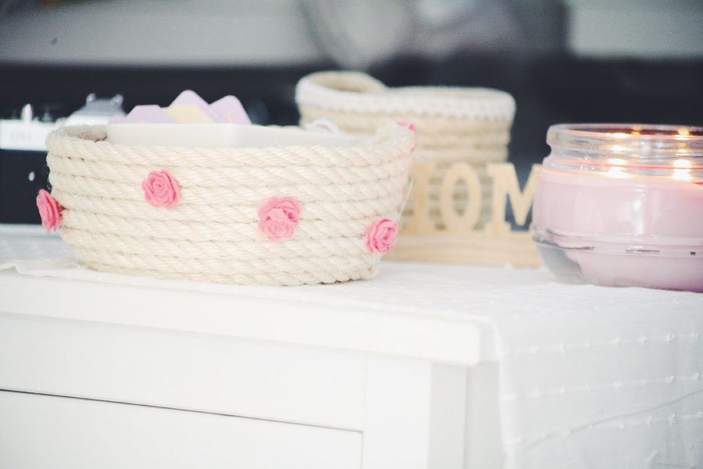 Kaja Milanič: Edina stalnica v moji ustvarjalni skrinjici le lepilo