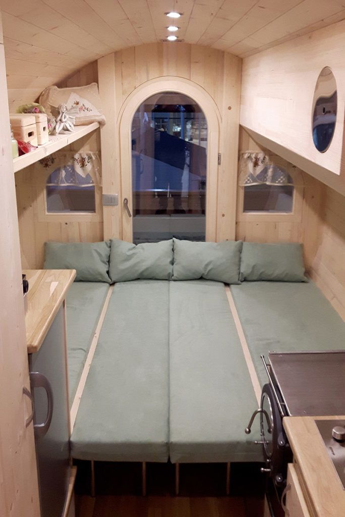 Samooskrbovalna hišica v obliki soda je slovenska ideja