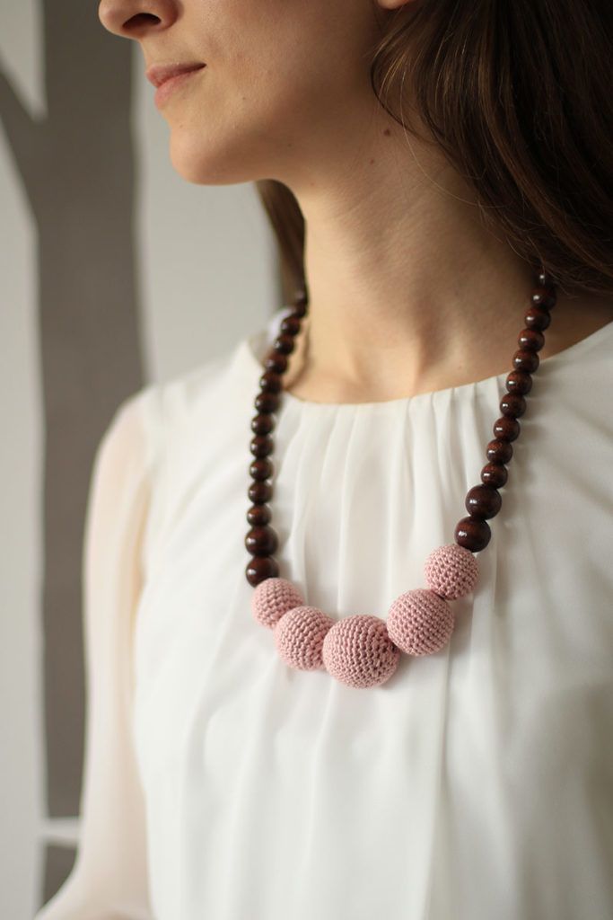 Rebeka Prelesnik: Z barvitim nakitom je življenje veliko lepše