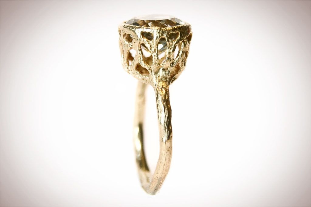 Eva Poženel: Dovršene podrobnosti v ročnem delu